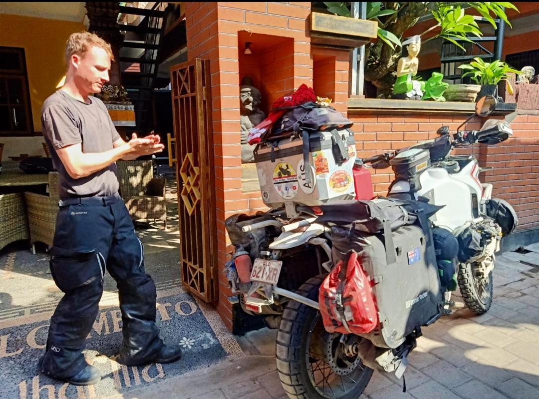 פדנגבאי Dharma Homestay מראה חיצוני תמונה