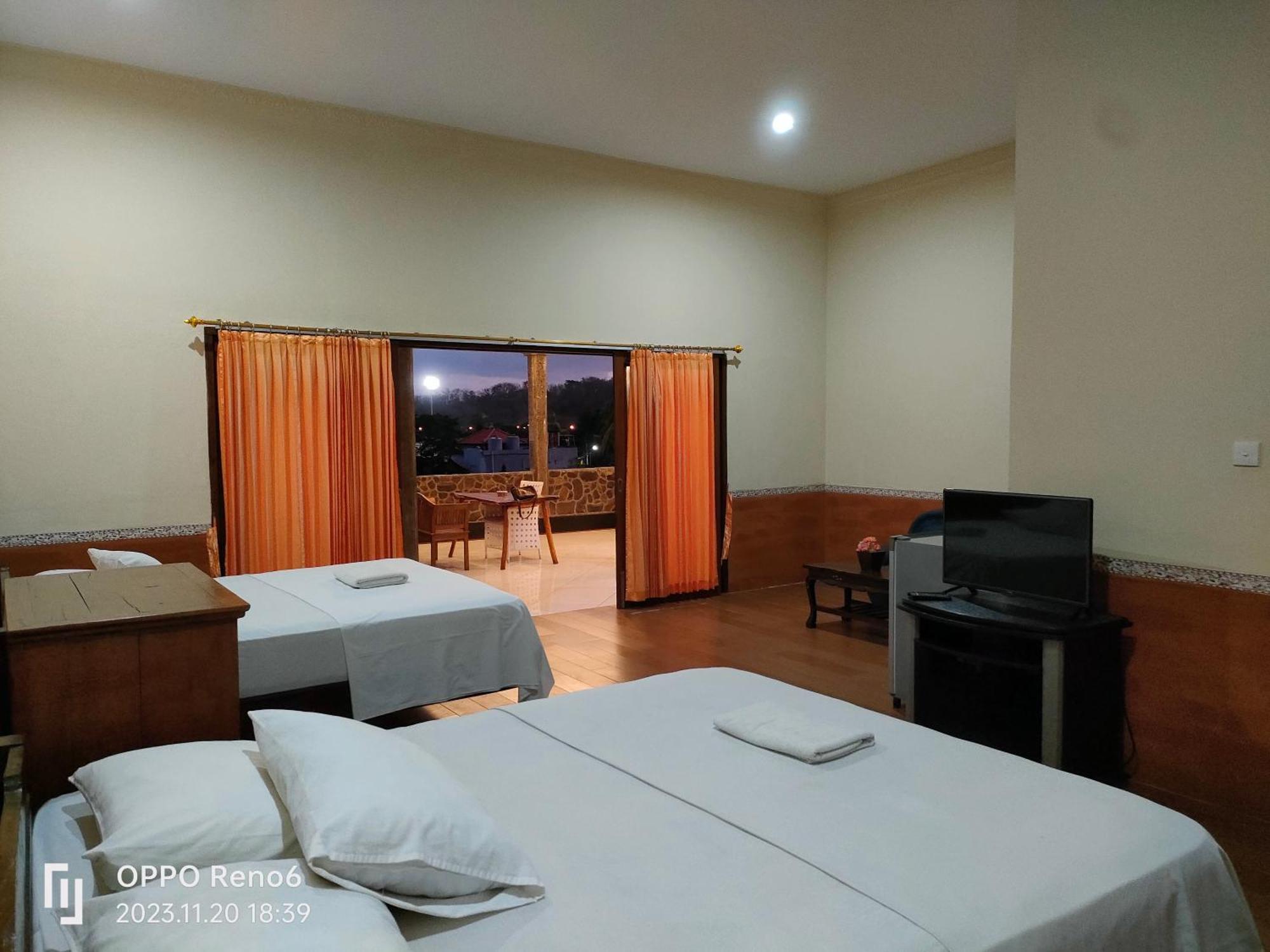 פדנגבאי Dharma Homestay מראה חיצוני תמונה